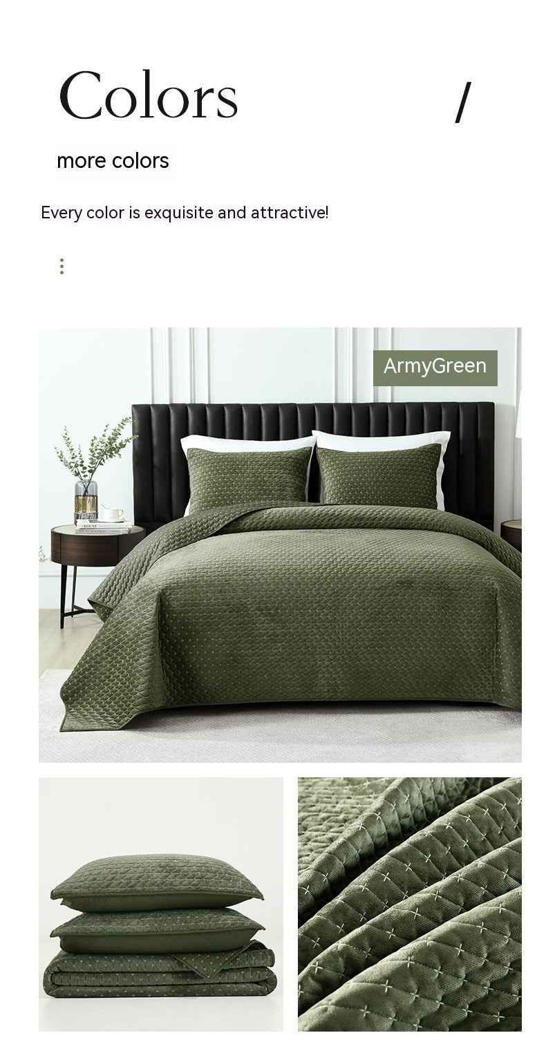 Pure Polyester Flannel Three-piece Bed Cover Set