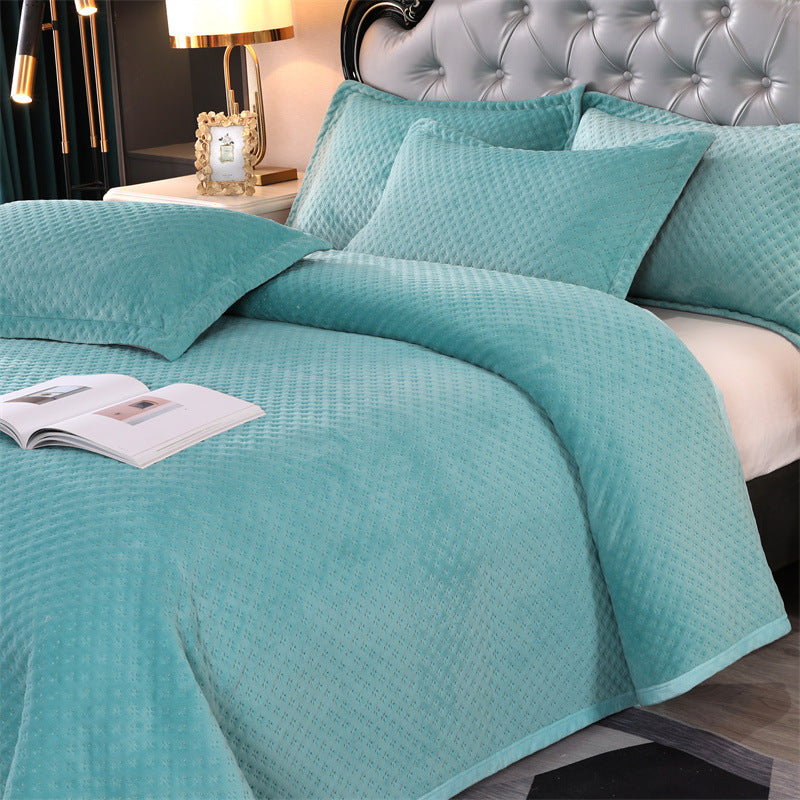 Milk Fiber Pure Color Quilted Bedspread